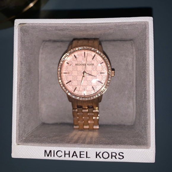Michael Kors Watch - Picture 1 of 2